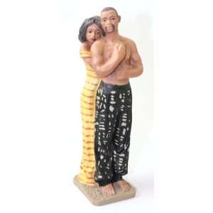  Strong Love Statue 