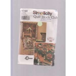  Simplicity Quilt Block Club 9788 ; Holiday Halloween 