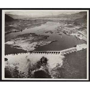  Harnessing,mighty Columbia River,Rock Island Dam,1932 