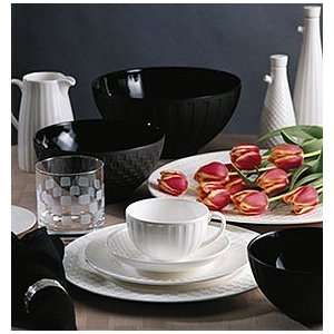  Wedgwood Night and Day Fluted Salad Plate: Kitchen 