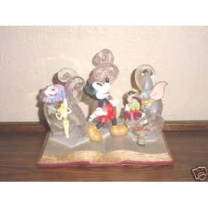  Disney Characters Figurine 