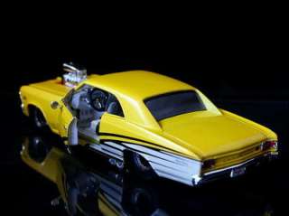 1966 Chevrolet Chevelle   PRO RODZ Diecast 1:24 Scale  Yellow  