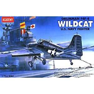 F 4F4 Wildcat US Navy Fighter 1 72 Academy: Toys & Games
