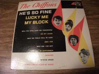 THE CHIFFONS SELF TITLED LP RECORD LLP 2018 LAURIE  