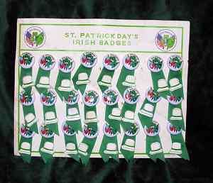 RETAIL STORE CARD W 24 VTG 1960S ST PATRICKS DAY IRISH PINBACK BADGES 
