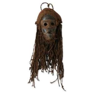  Ghanaian wood mask, Strong Protector