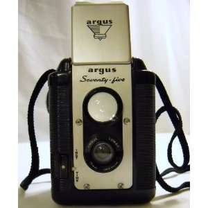  Vintage Argus Seventy Five Camera w/Argus 75mm Lumar Lens 