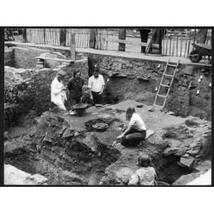  An Archaeological Dig on a Roman Site at Chester, England 