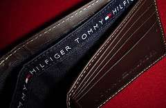 Tommy Hilfiger Mens Leather Wallet Bifold Upick Color  