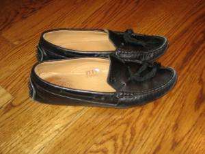 Tods ladies black leather shoes size 7 1/2  