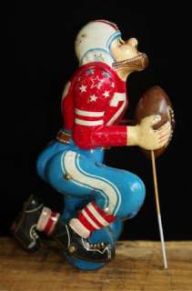 Vintage 1950s Linemar Marx Japan Tin Touchdown Pete Football Player 