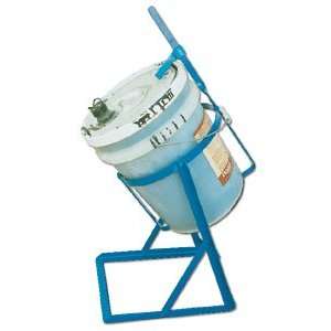 MANUAL PAIL TIPPER HCAN A  Industrial & Scientific