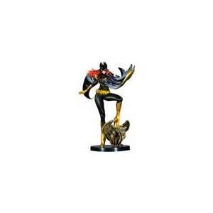    DC Comics Batgirl Black Costume Bishoujo Statue Toys & Games