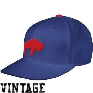   : Bills Mitchell & Ness Throwback Logo Fitted Cap: Sports & Outdoors