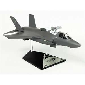  STOVL F35B Generic: Toys & Games