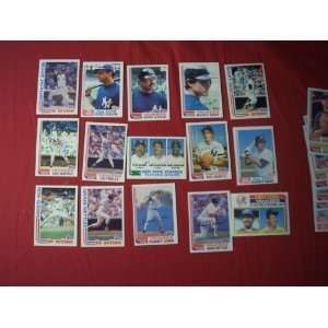  1982 Topps Baseball New York Yankees Complete MLB Team Set 