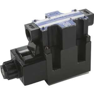  Hydraulic Directional Control Valve   26.4 GPM, 4500 PSI, 2 Position 