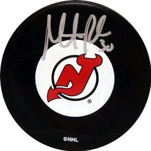  Martin Brodeur Autographed Puck   Autographed NHL Pucks 