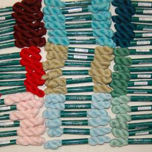 Bella Lusso 100% Fine Merino Wool   Crewel Weight   Colors 292 573 