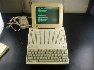 Apple IIC Model A2S4000 W/Case Works and Looks Great  