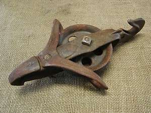   Cast Iron Pulley > Farm Wheel Antique Old Tools Implement Tractor 6450