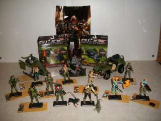 BID OR SALE IN THIS LISTING IS A VERY HUGE LOT OF 4   G.I. JOE ACTION 