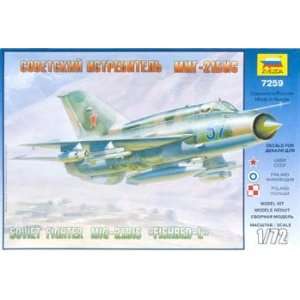  Zvezda   1/72 MiG 21PF bis Lazur Soviet Fighter (Plastic 