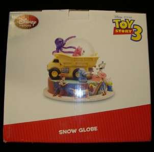   SNOWGLOBE 13 DISNEY TOY STORY CHARACTERS SNOWBLOWER MUSIC ~!  