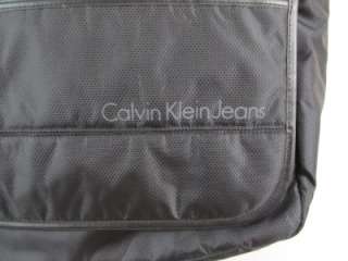 Calvin Klein Jeans Nylon Messenger Bag Retail $99  
