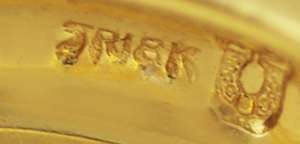 Judith Ripka Diamond 18k Yellow Gold Berge Collection Ring  