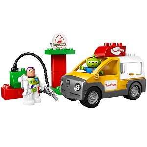  TOY STORY Pizza Planet Truck Lego Set NEW  