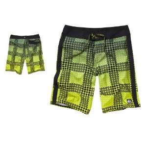 Quiksilver Inverse Boardshorts  Kids:  Sports & Outdoors