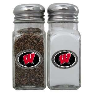  NCAA Wisconsin Badgers Salt & Pepper Shakers Sports 