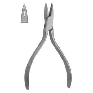  Needle Nose Pliers   Delicate tip, 5 1/2 inch , 14 cm   1 