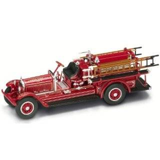  Yat Ming Scale 1:43   1938 Ahrens Fox VC Fire Engine: Toys 