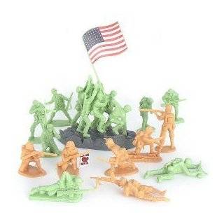   Plastic Army Men: 16 piece set of 54mm Figures   1:32 scale: Toys