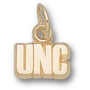   of North Carolina 3/16in 10k UNC Pendant/10kt yellow gold Jewelry