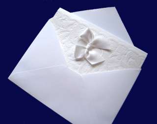 100 Invitaciones de boda de la cinta y sistemas blancos de los sobres