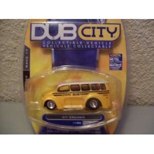 Jada Dub City Div Cruizer Cool Bus: Toys & Games