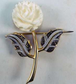  PIN OR BROOCH FOR SALE Petite ivory color carved rose flower pin 