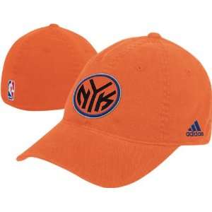  New York Knicks 2010 2011 Orange Basic Logo Slouch Flex 