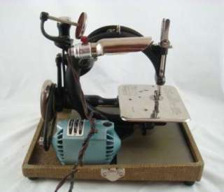   Willcox & Gibbs Sewing Machine Westinghouse Motor In Carrying Case